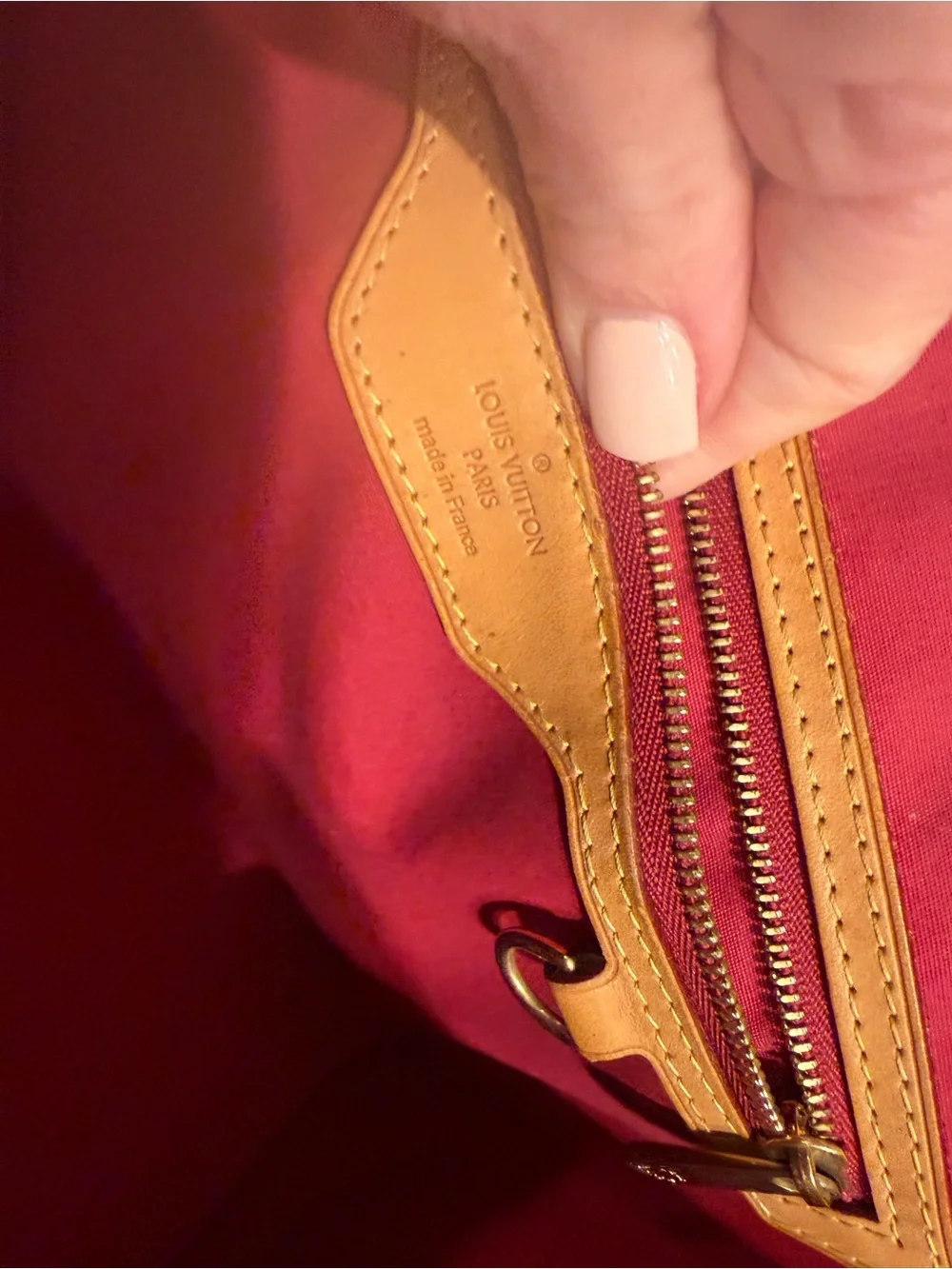 Louis Vuitton Red Vernis Brea MM Top Handle  Detachable Strap